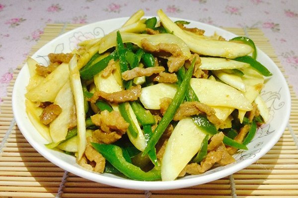 江南三大名菜之一-茭白青椒炒肉