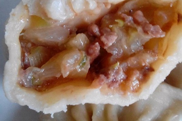 烫面冬瓜肉包子