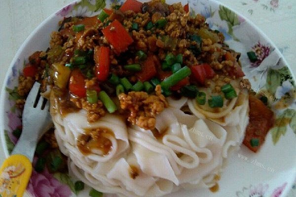 家常炸酱面