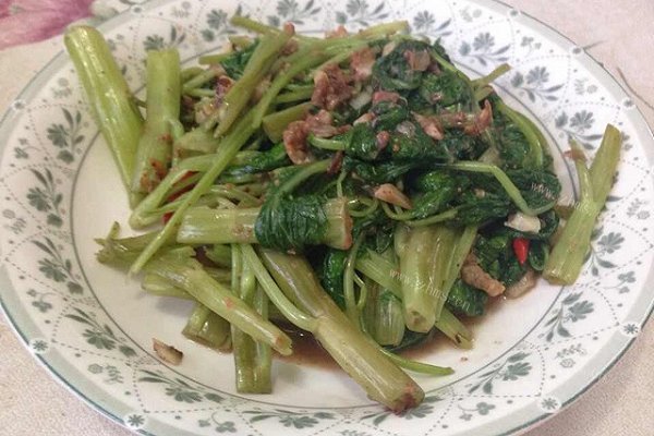 家庭版蝦醬空心菜
