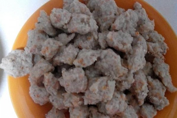 自制鱼丸:宝宝营养辅食