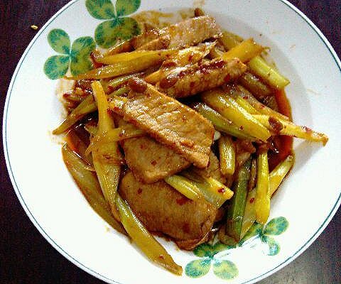 美味芹菜肉片