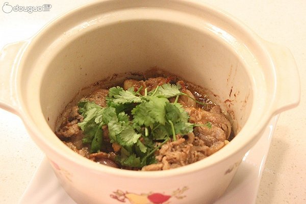 砂锅肥牛煲