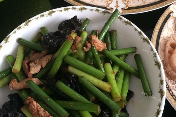 蒜苔炒肉