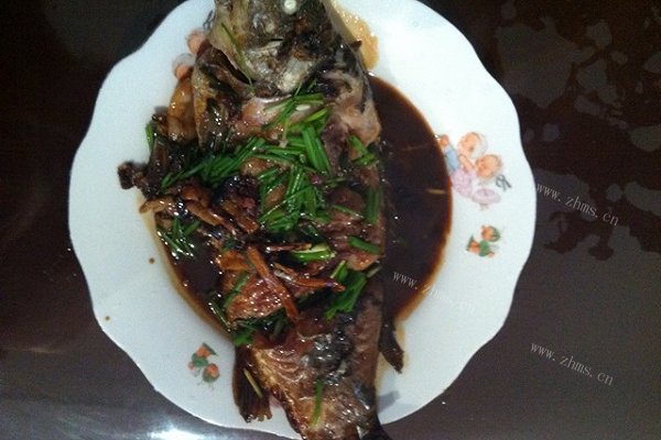 红烧鲫鱼