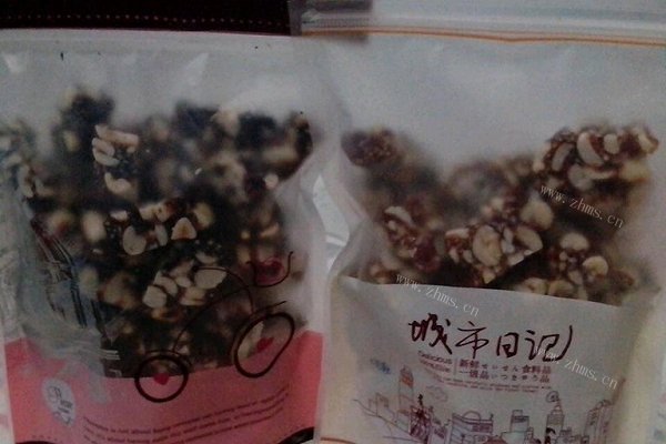 白芝麻花生块