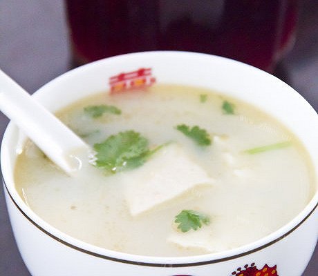 鲫鱼豆腐汤