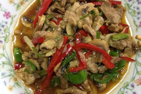 蘑菇炒肉
