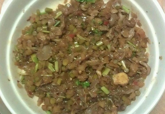 酸辣鸡杂