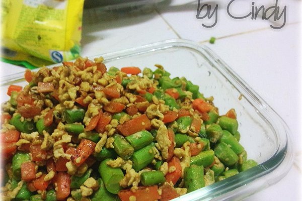 家常豆角抱鸡蛋