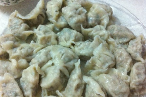 家常猪肉三鲜饺子
