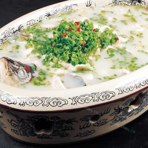 鲫鱼豆腐汤
