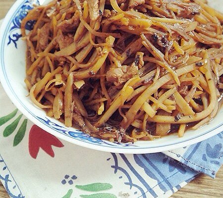 酱爆土豆肉丝