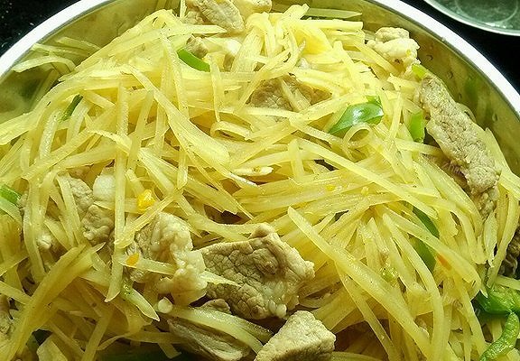 肉版辣椒土豆丝
