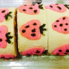自制草莓蛋糕卷