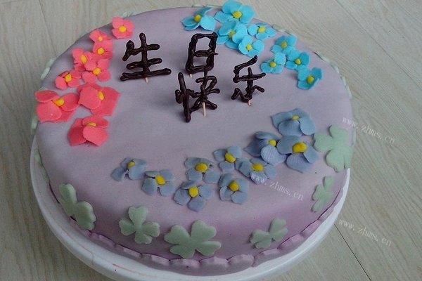 幸福芬芳  十寸翻糖生日蛋糕