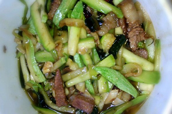 西葫芦炒肉