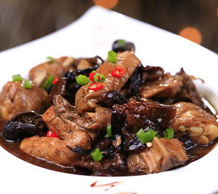 小鸡炖蘑菇