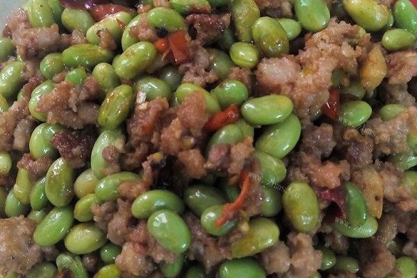 青豆炒肉末