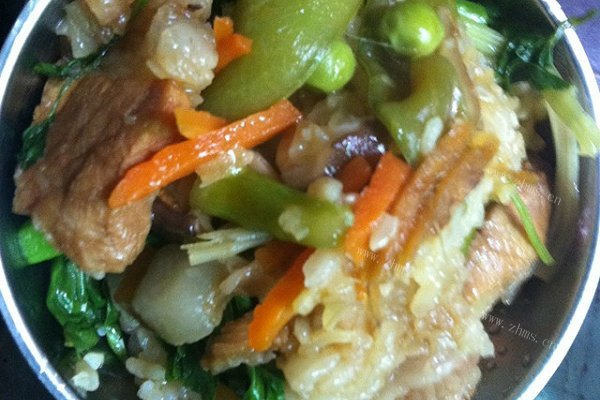 电饭煲肉菜饭