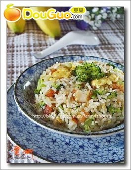 家常鱼排蛋炒饭