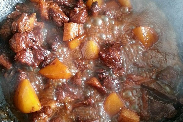 土豆红烧肉