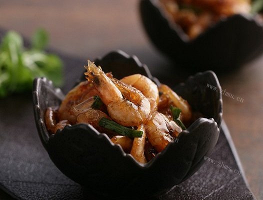 家常油爆河虾