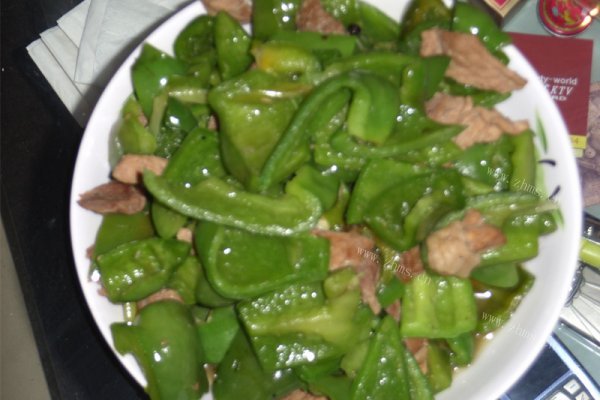 营养的肉片青椒