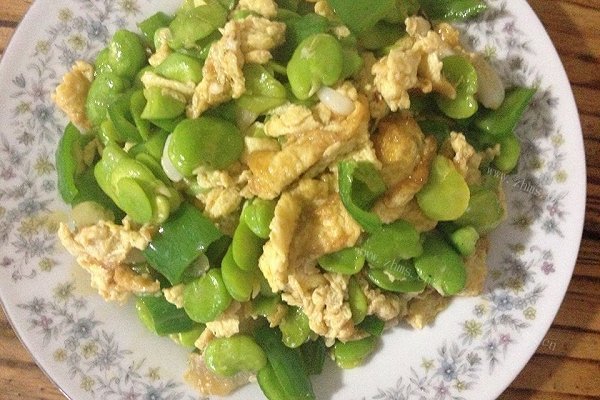 速熟蚕豆炒鸡蛋