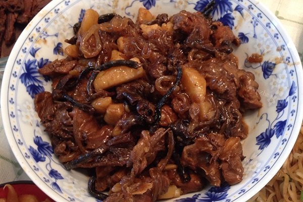 家常小鸡炖蘑菇