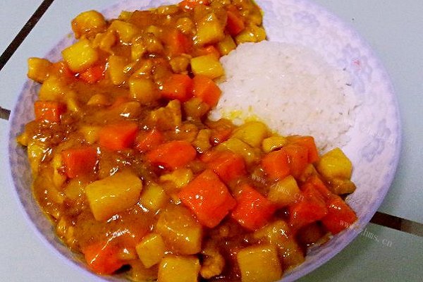咖喱鸡肉饭
