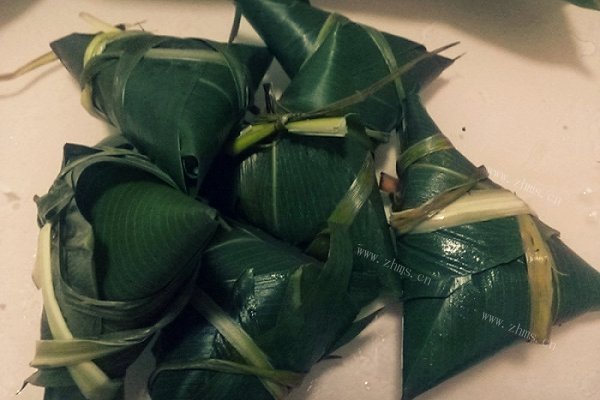 自制红豆糯米粽子