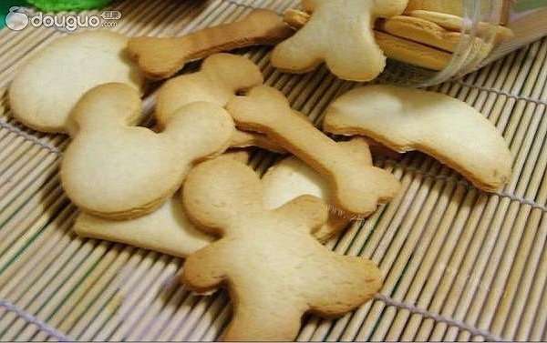 简单的卡通牛奶饼干