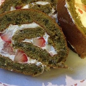 抹茶草莓蛋糕卷
