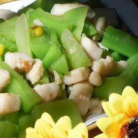 鸡丁炒莴苣