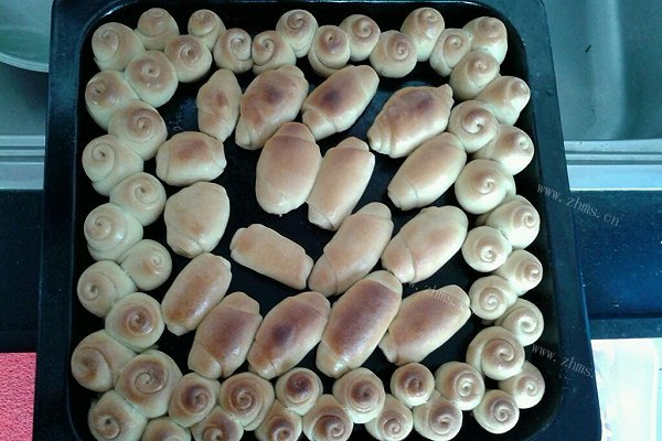 自制蜂蜜小面包
