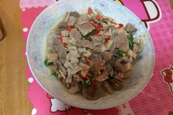 莲藕丁炒肉