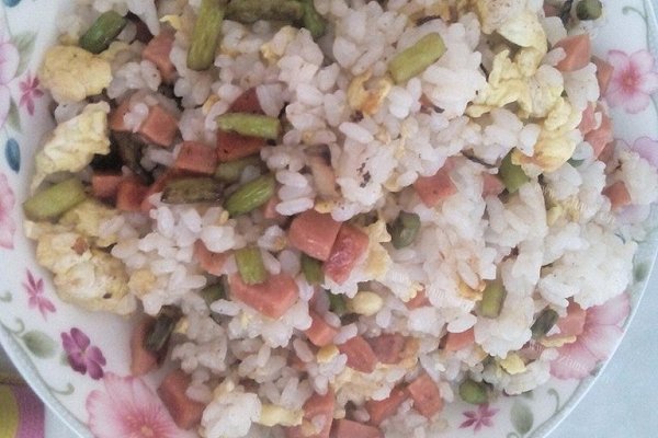 简单营养炒饭