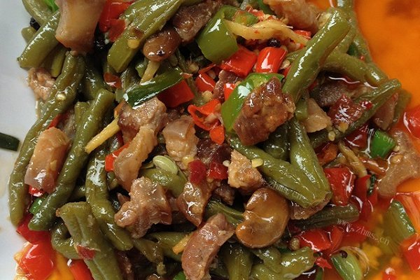 四季豆焖五花肉