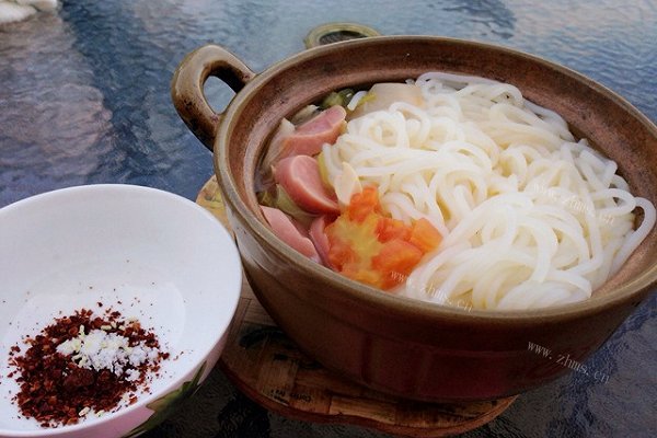 三鲜砂锅米线（简易版）