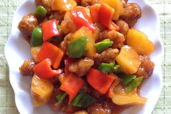 家常菠萝咕咾肉