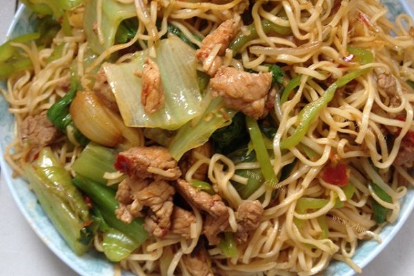 青椒肉丝炒面