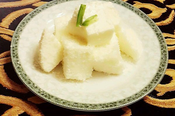 超简单！琼脂版椰奶豆腐！