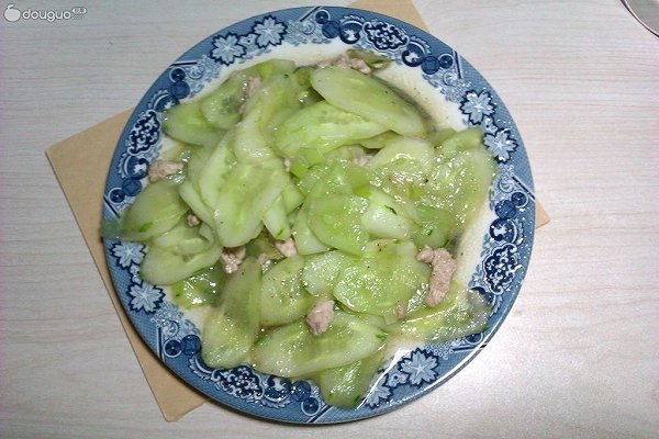 家常清淡肉片炒黄瓜