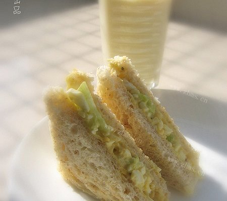 自制鸡蛋沙拉三明治