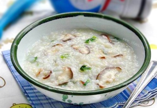 家常香菇鸡肉粥