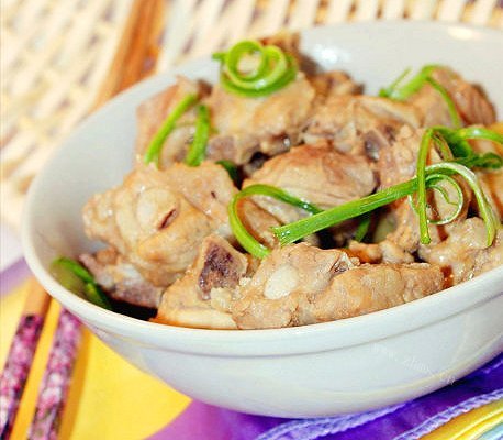 土豆蒸排骨
