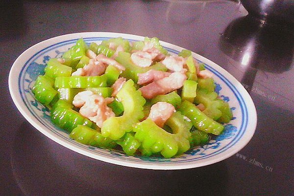 苦瓜炒肉