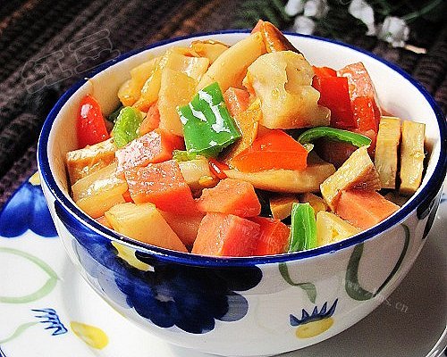 家常炝辣藕丁