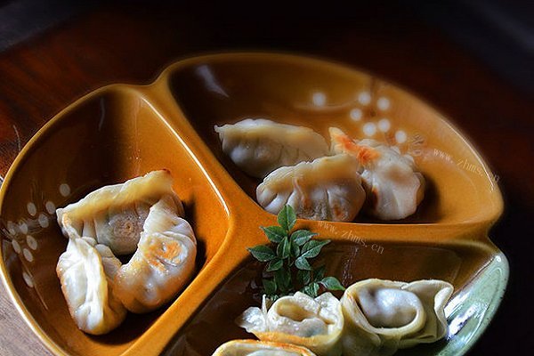 家常翡翠小煎（饺子馄炖）